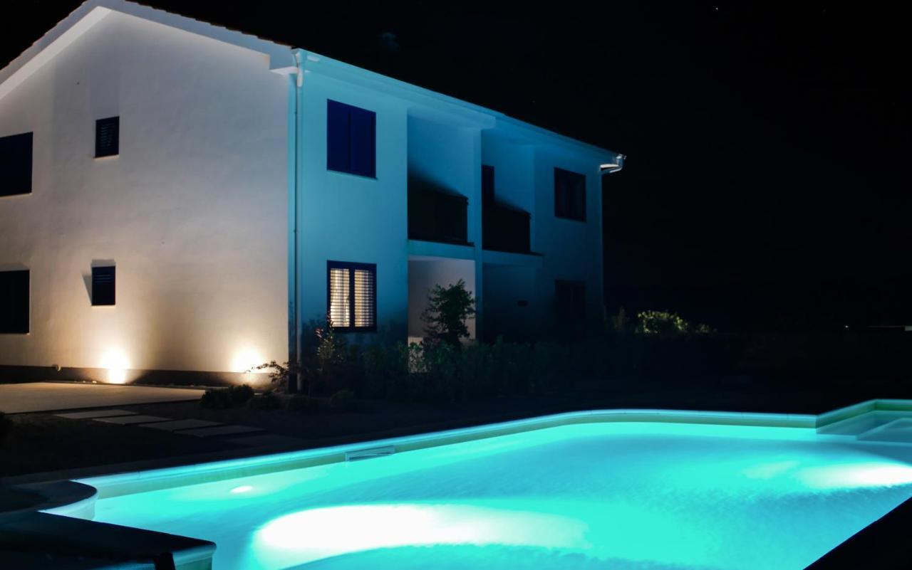 Wabi Sabi Resort & Apartments Brzac Ngoại thất bức ảnh